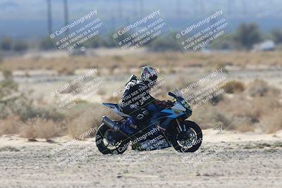 media/Nov-02-2025-CVMA (Sun) [[337aff29ab]]/Race 11-Amateur Supersport Open/